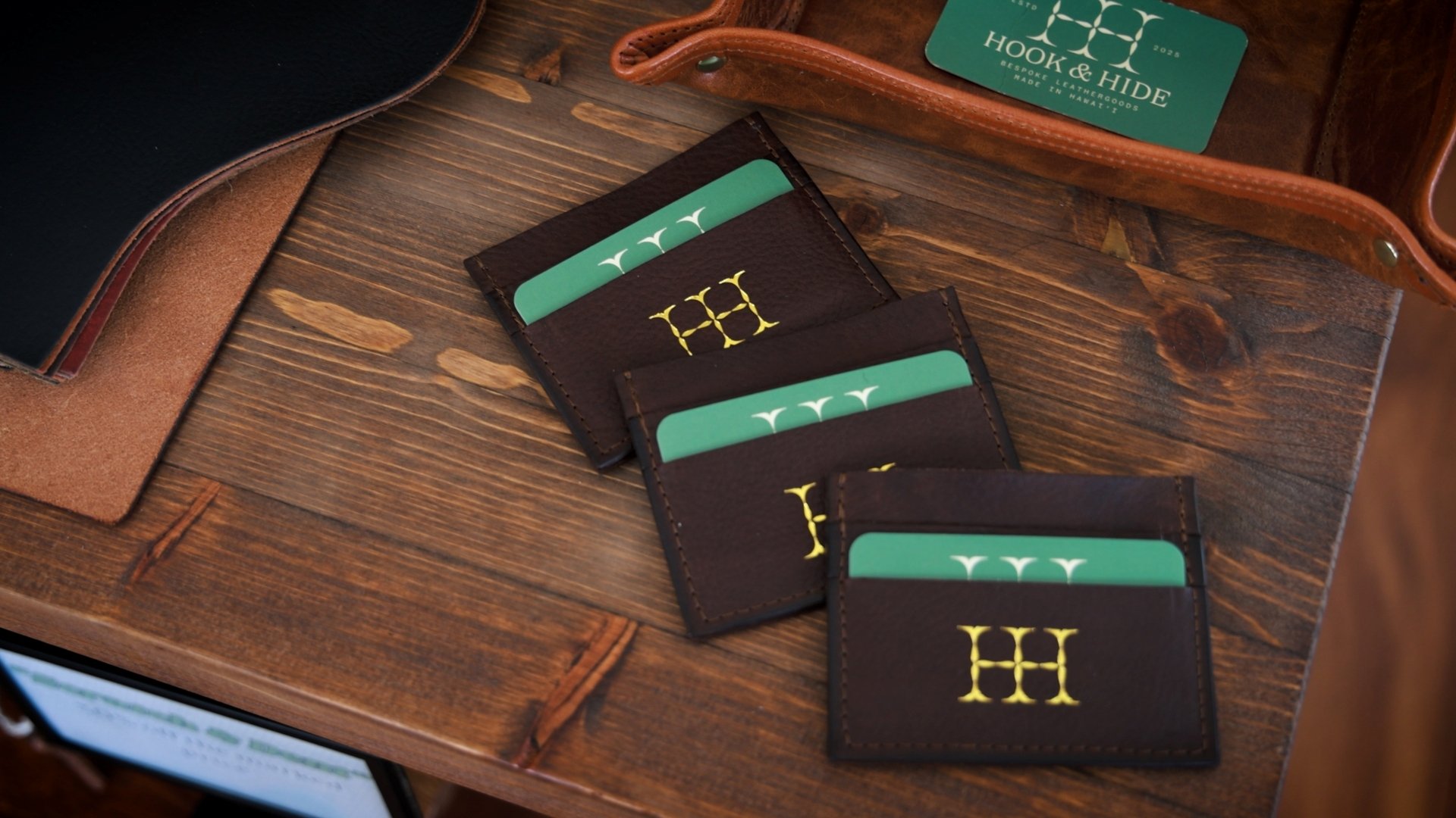 Hook and Hide Wallets