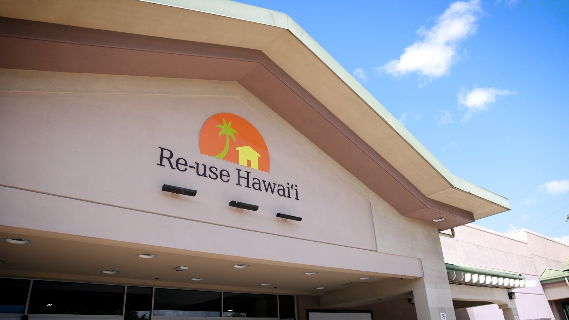 Re-use Hawaii Stadium Marketplace