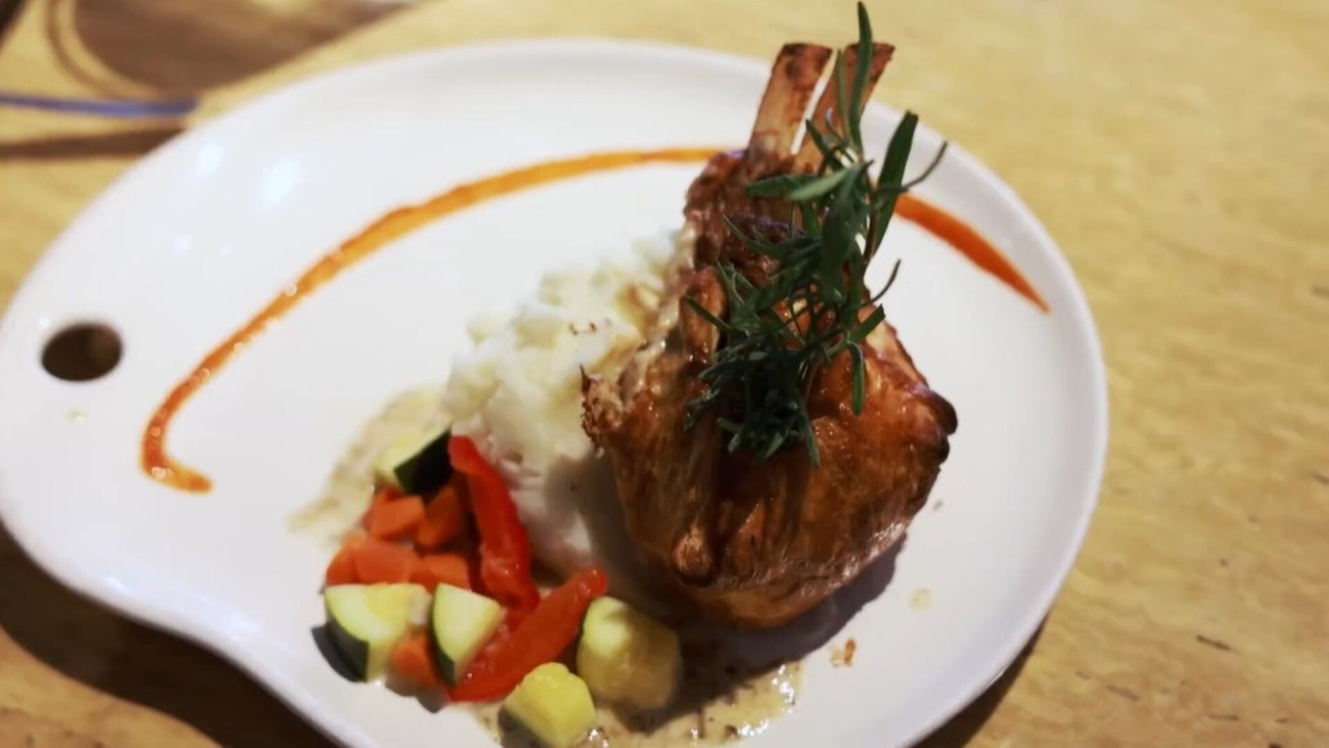 Tiny Pyramid Lamb Wellington